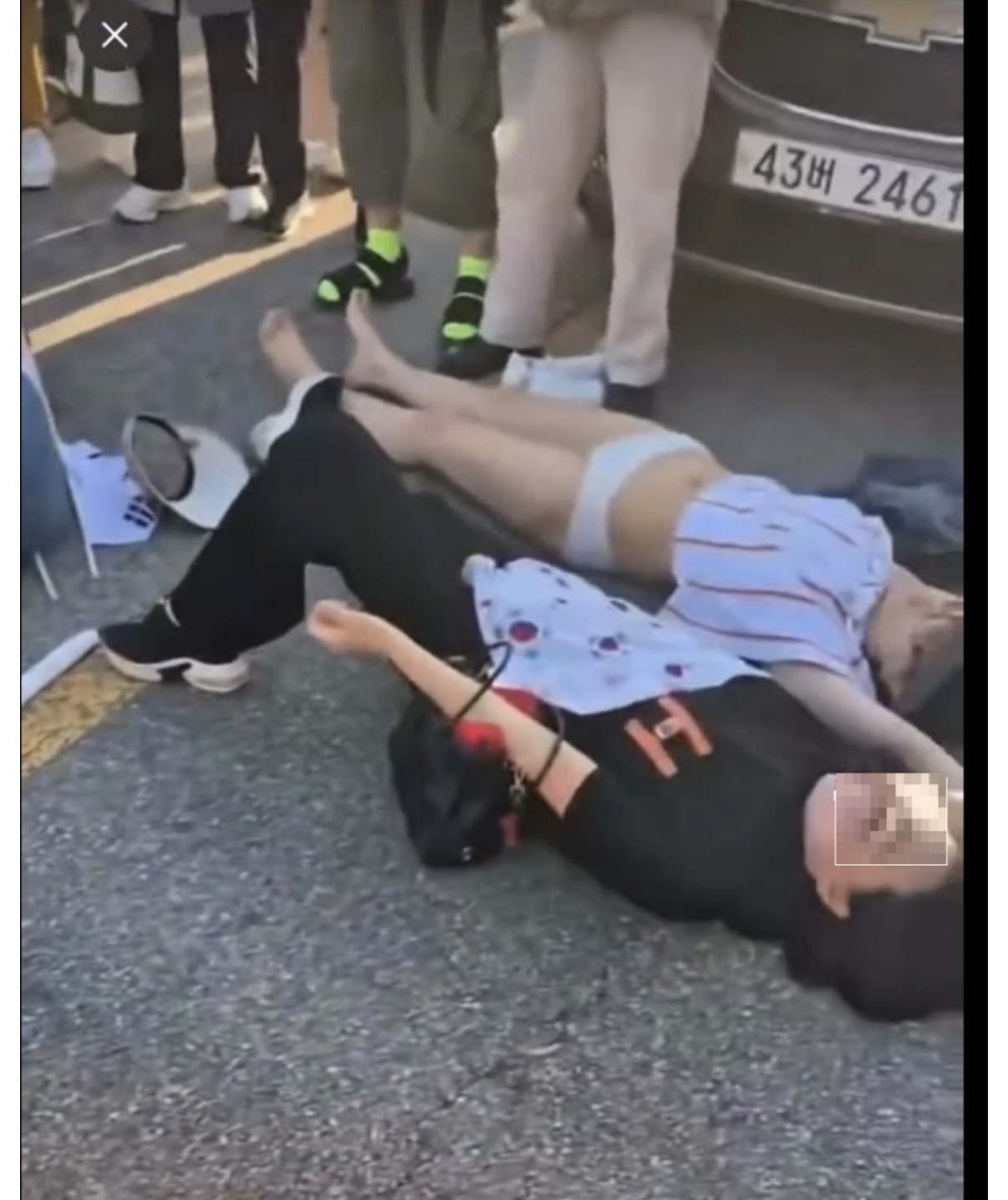 [마플] 옷벗고 누운 아주머니 봤어? | 인스티즈