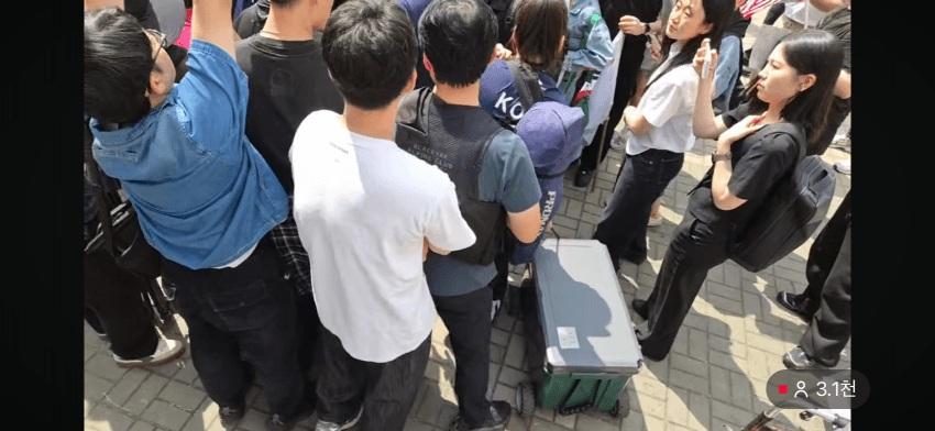 [정보/소식] 현재 극우들 근황 훈련장에 공 가지러온 여자 핸드볼 대표팀 짐검사 못했다고 난리중 | 인스티즈