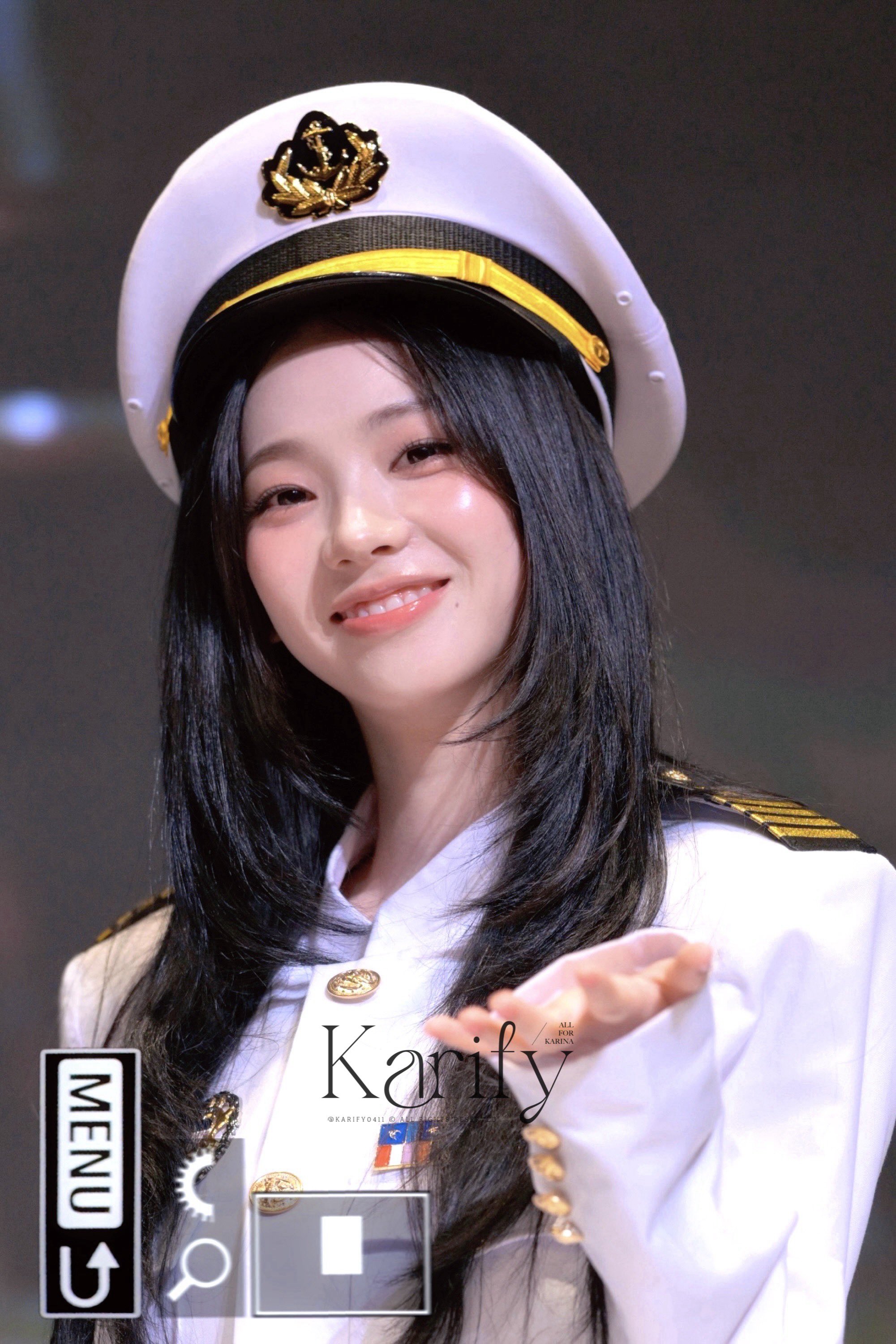 [잡담] 어제자 팬싸템 착용한 지민정(카리나&윈터) | 인스티즈