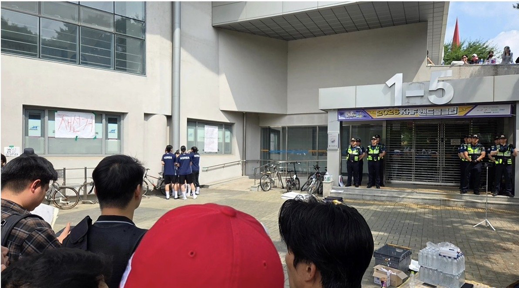 [잡담] 이게 미성년자 여학생 국가대표한테 할짓임? | 인스티즈