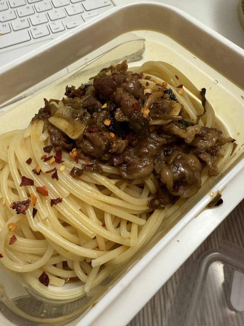 [잡담] 고시텔 온 이유가 집에서 싸우고 나오면서 요리재료있어서였는데 | 인스티즈