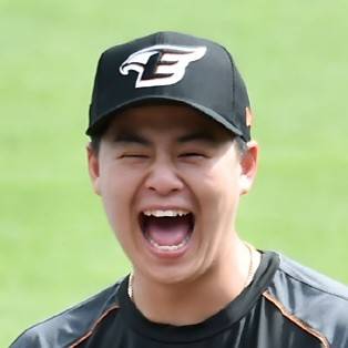 [잡담] 나도 갤러리 좀 뒤져보는데 시환군은 항상 웃고있네 | 인스티즈