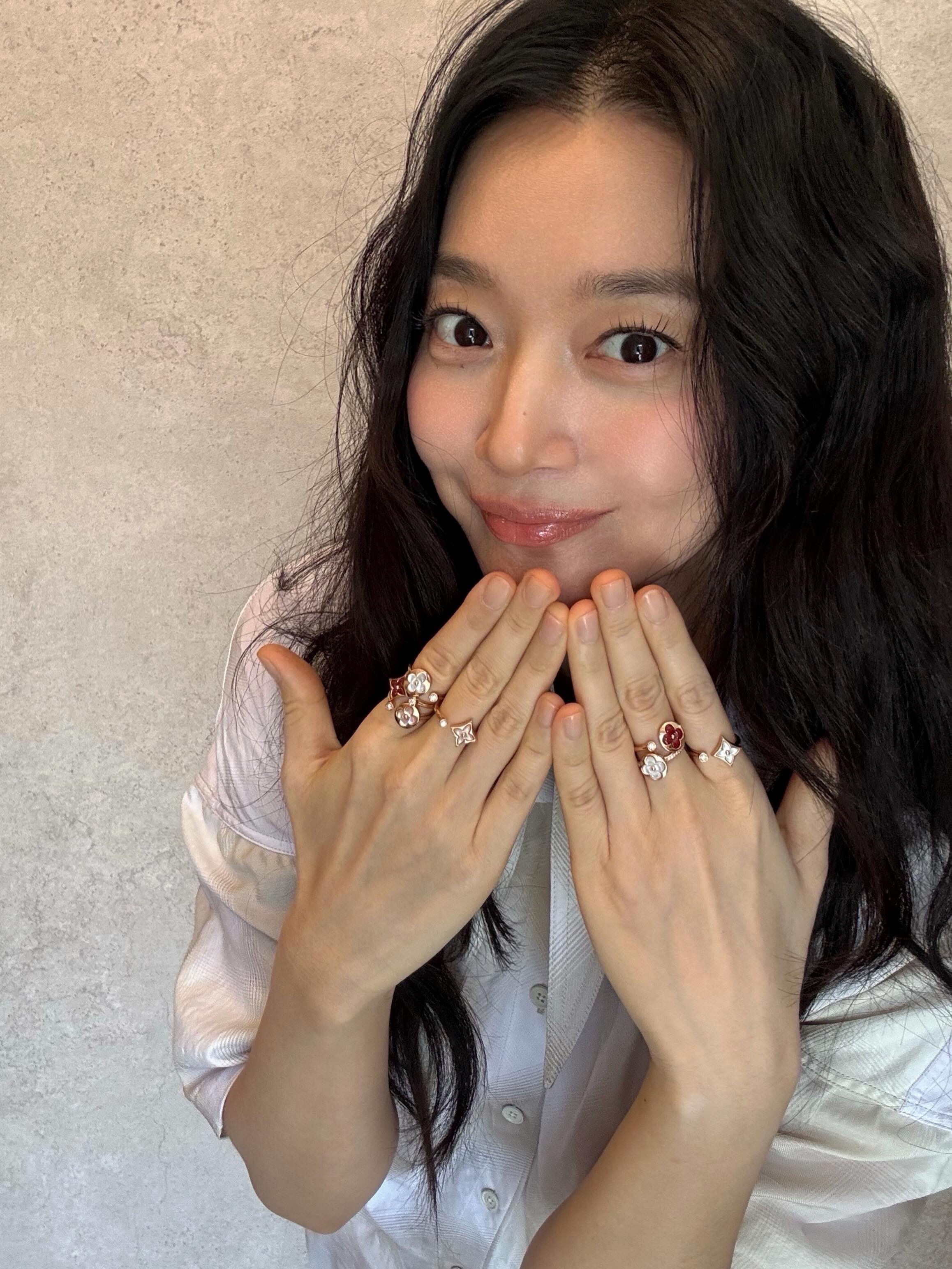 [잡담] 신민아) 오늘자 신민아 인스타 업뎃 | 인스티즈