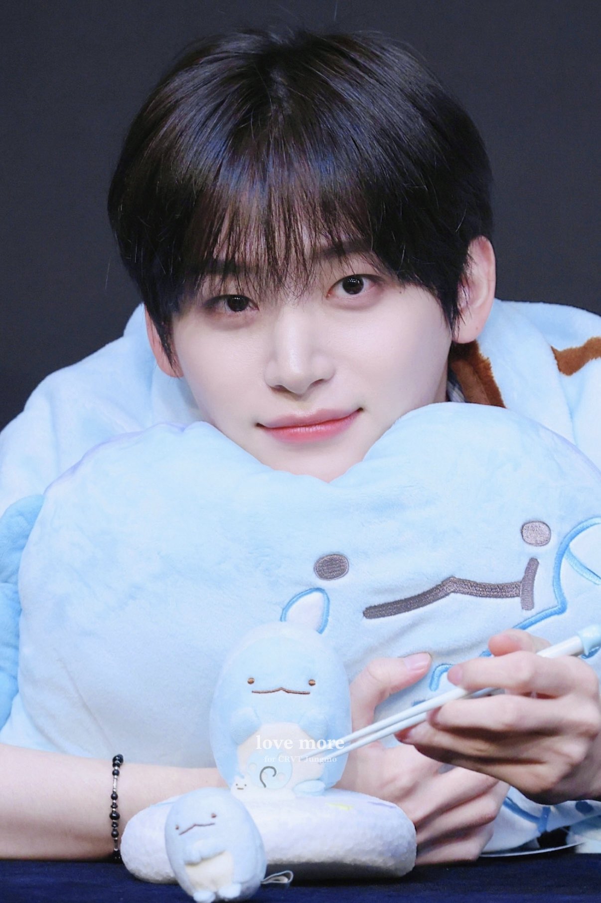 [잡담] 너무 귀엽다...🩵 | 인스티즈