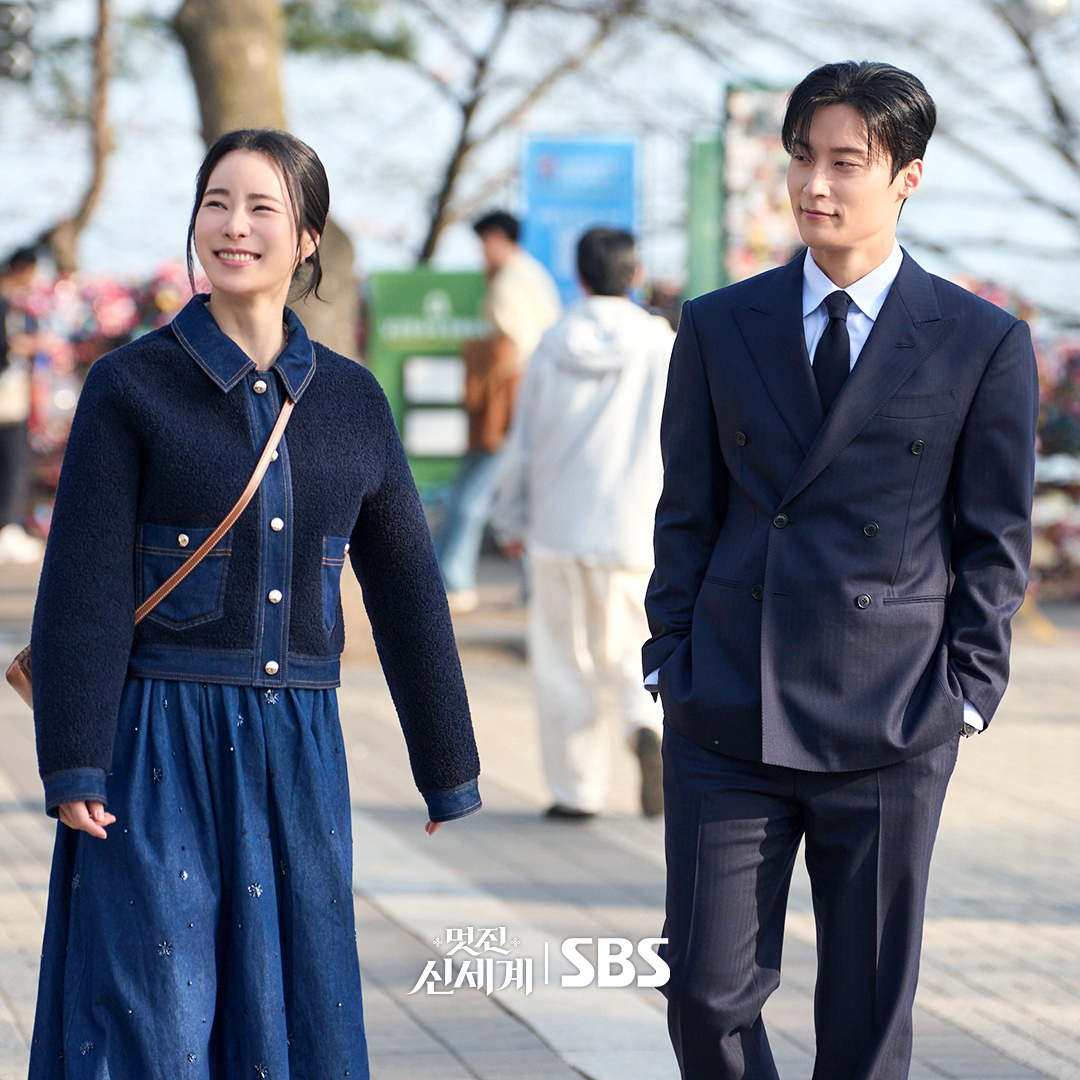 [잡담] 멋진신세계) 습스가 올려준 사진 보면 차세계 눈은 그냥 서리한테 고정이네 | 인스티즈