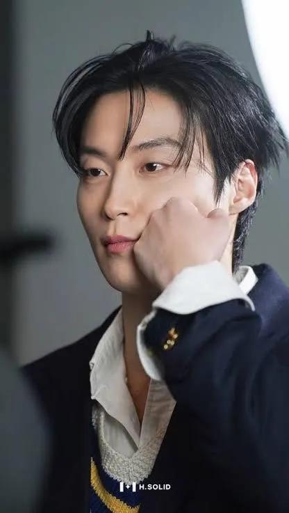 [잡담] 허남준 친엄마 있는 역할은 언제 해? | 인스티즈