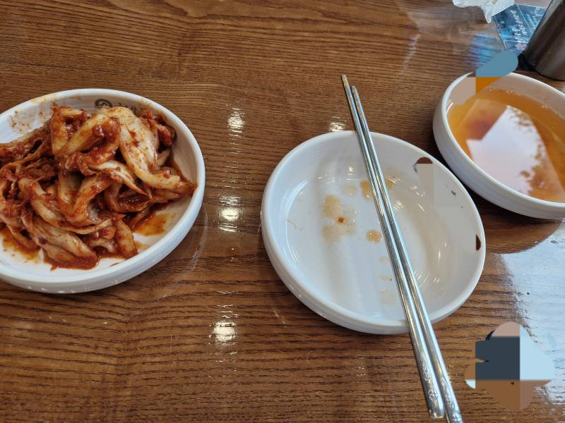 [잡담] 나 김치 이렇게 먹는데 조금 민폐야? | 인스티즈