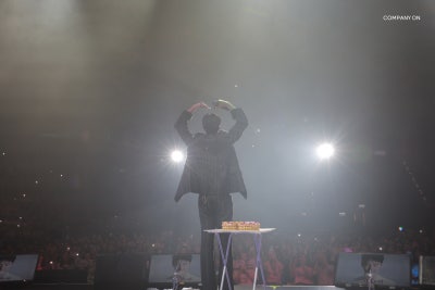 [잡담] 이제훈) 260609 이제훈 홍콩 20주년 팬미팅 현장 비하인드 사진들 | 인스티즈