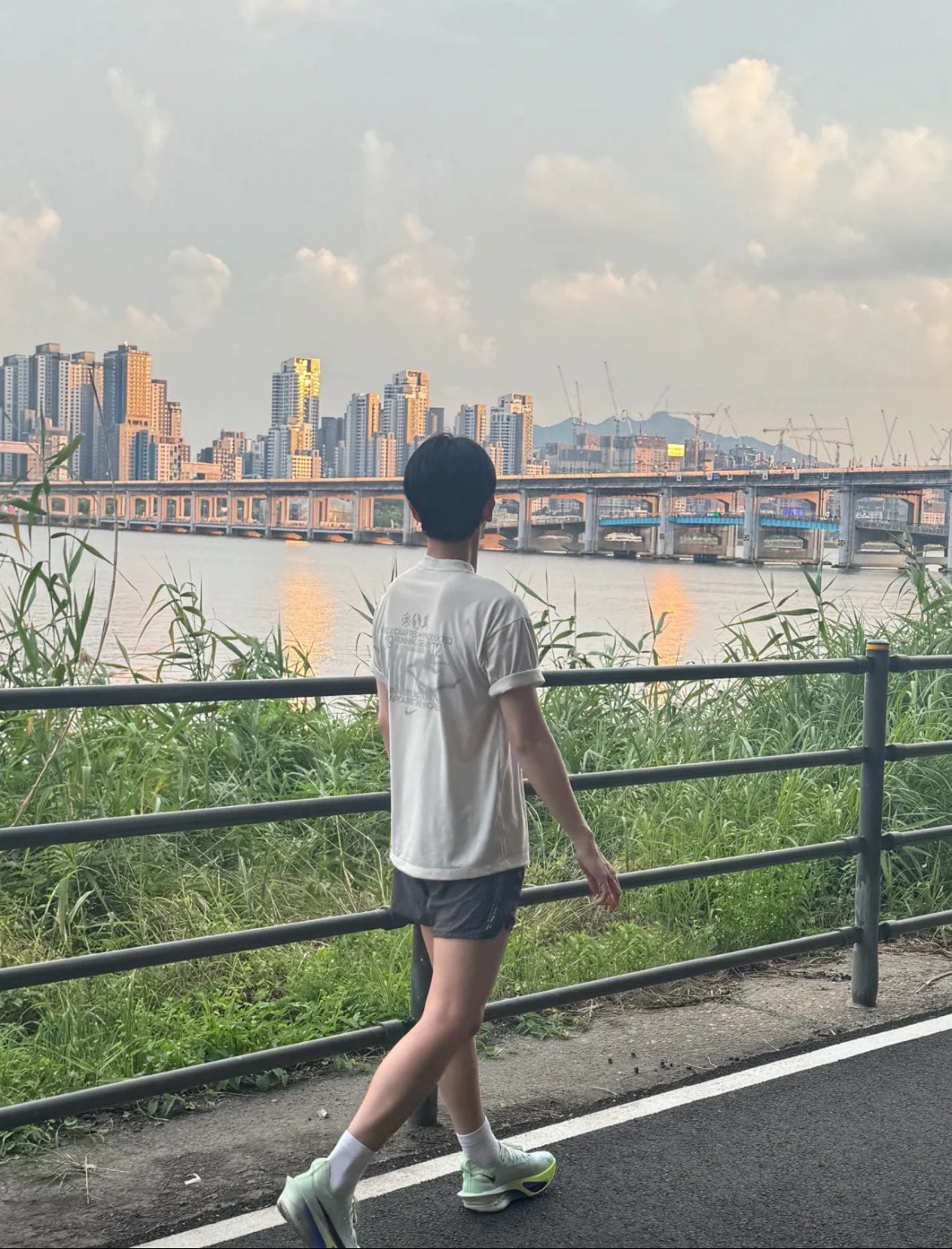 [잡담] 백현 방금 뜬 사진 봐... | 인스티즈