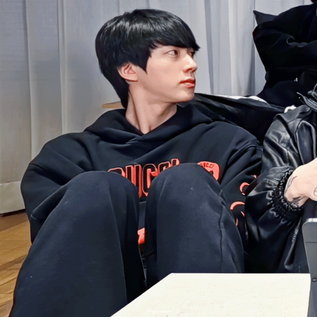 [잡담] 방탄 진 맨얼굴 넘 좋다 | 인스티즈