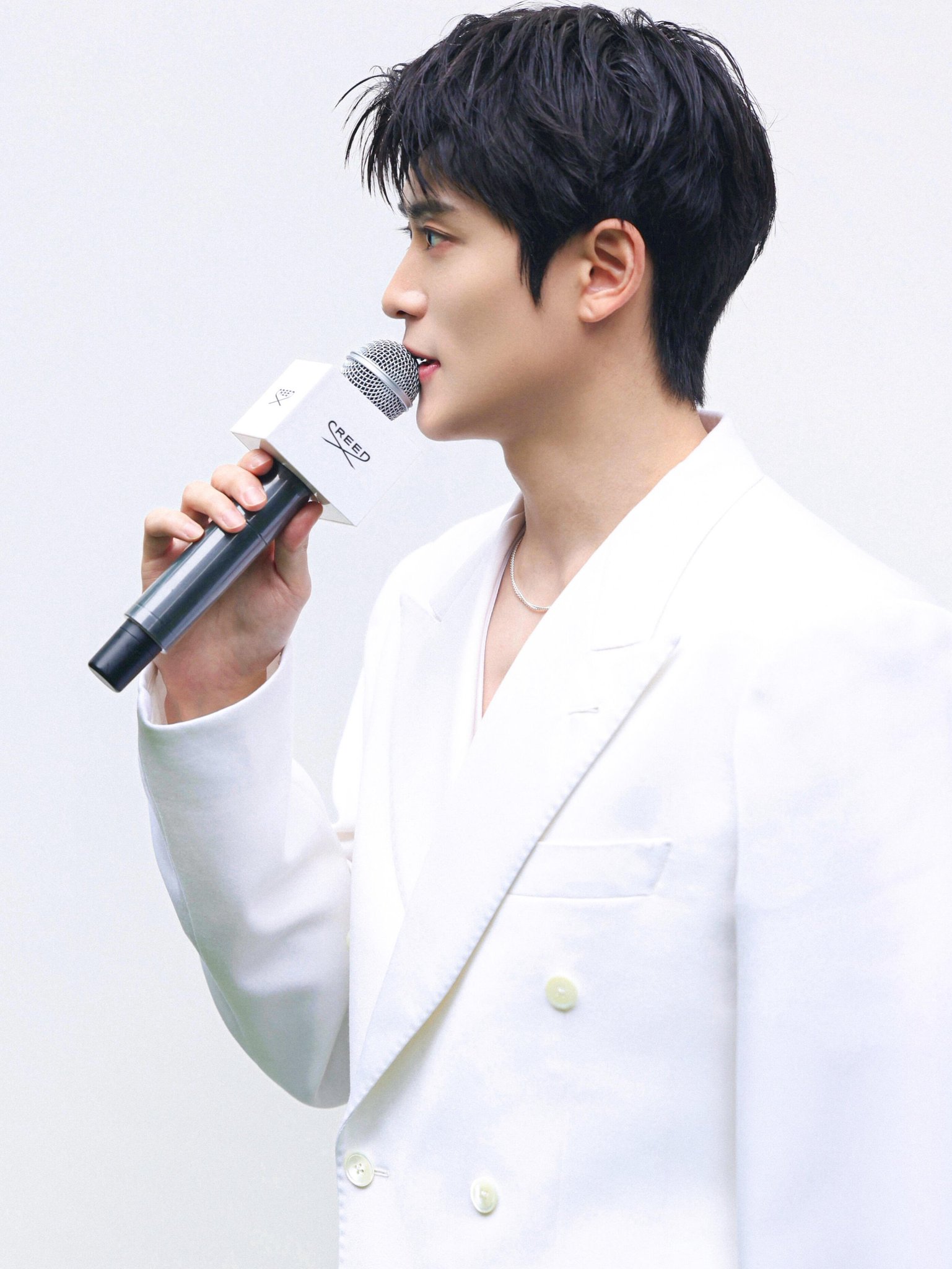 [잡담] 재현은 ㄹㅇ 나라 하나 가지고 있을것처럼(?) 생겼네 | 인스티즈