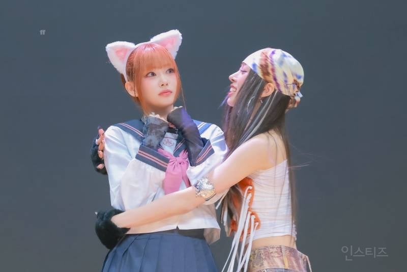 1세대 아이돌에 이어 투니버스까지 소환시키는 여돌.gif | 인스티즈