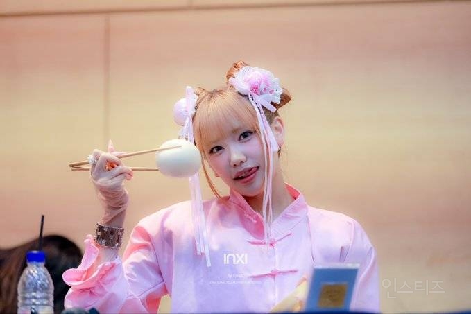1세대 아이돌에 이어 투니버스까지 소환시키는 여돌.gif | 인스티즈