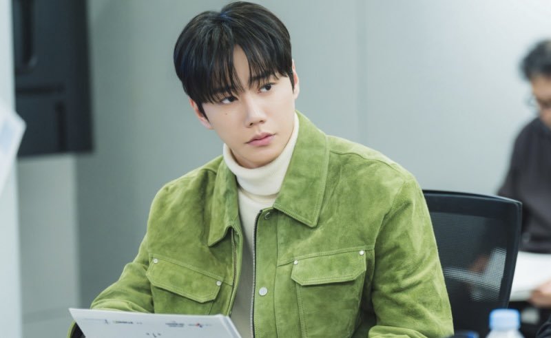 [잡담] 이준영 강회장 방영중에 포핸즈 떡밥까지 | 인스티즈