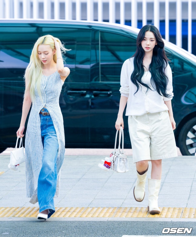 [잡담] 오늘자 멕시코 출국한 카리나 윈터 기사사진 | 인스티즈