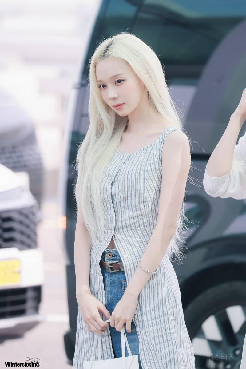 오늘자 멕시코 출국 에스파 카리나 윈터 | 인스티즈