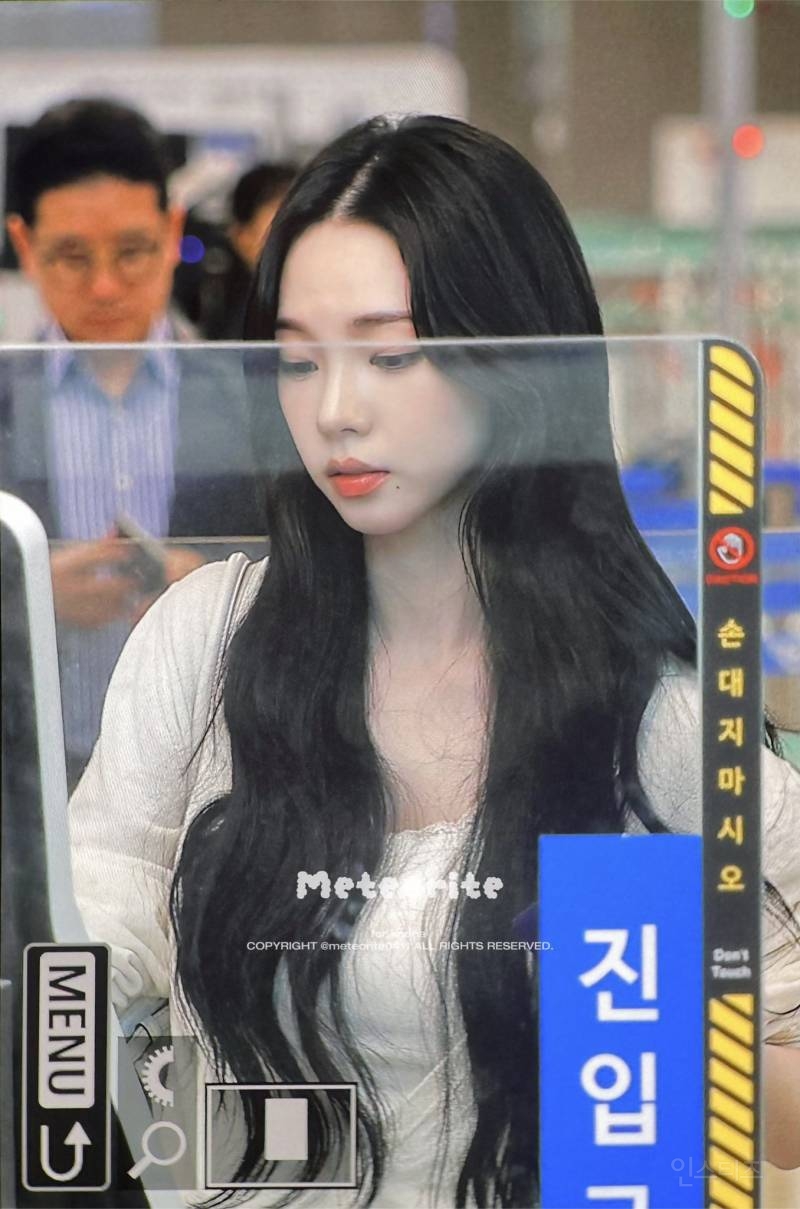 오늘자 멕시코 출국 에스파 카리나 윈터 | 인스티즈