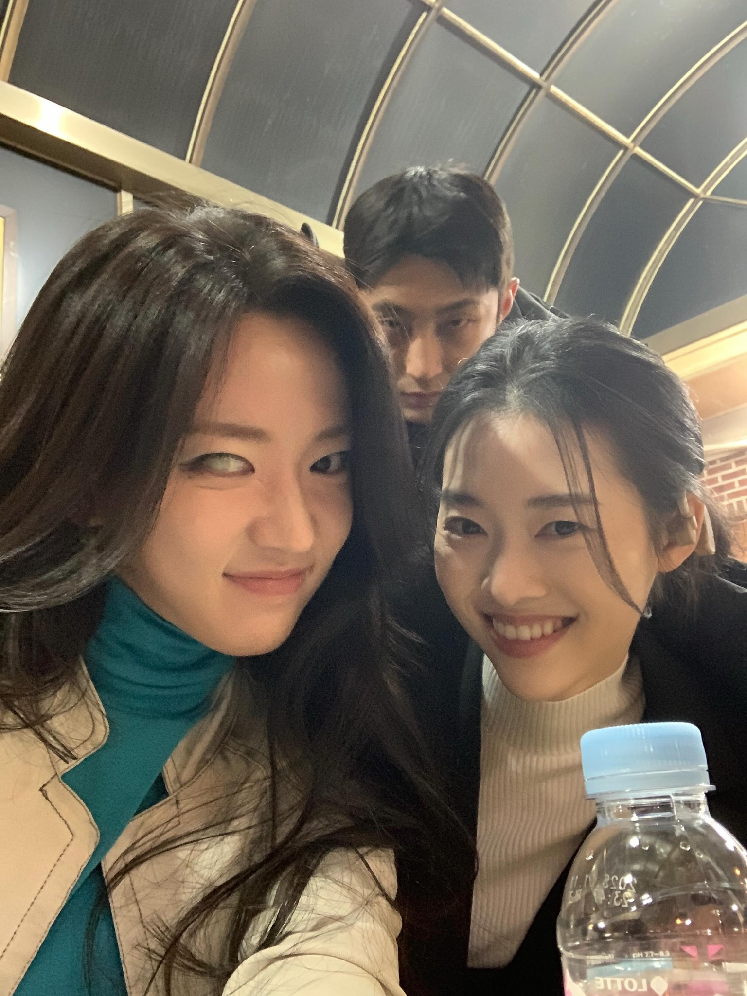 [잡담] 원더풀스) 분더킨더 주란 호란 팔호 배우들 친한 거 넘 보기 좋아.... | 인스티즈