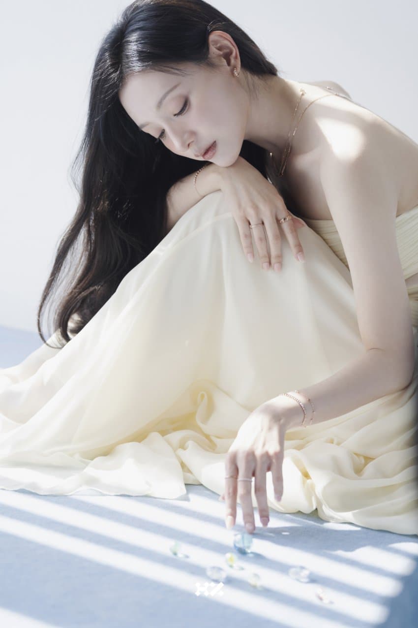 [잡담] 배우 김지원 소속사 올려준 엘르 화보 비하인드 사진들 | 인스티즈