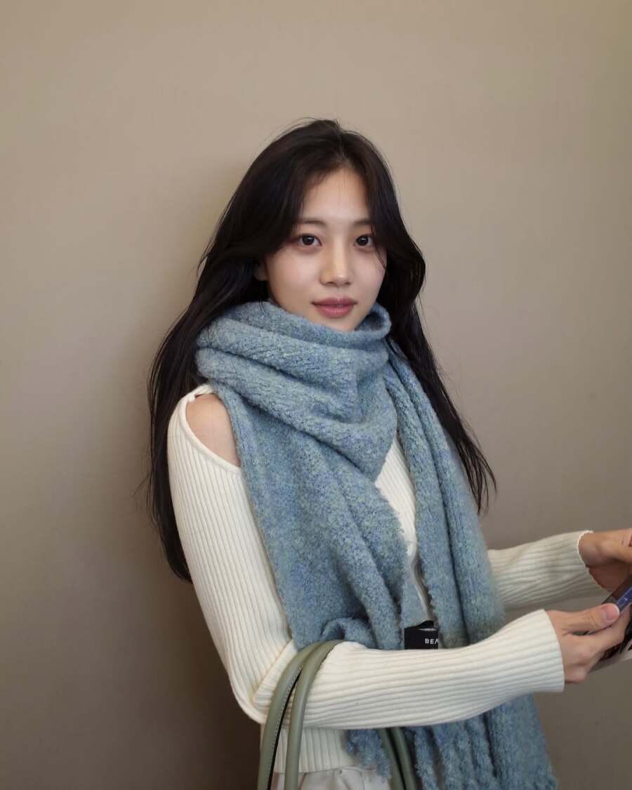 [잡담] 이 여배 뜰 것같아? Bh에서 엄청 밀던데 | 인스티즈