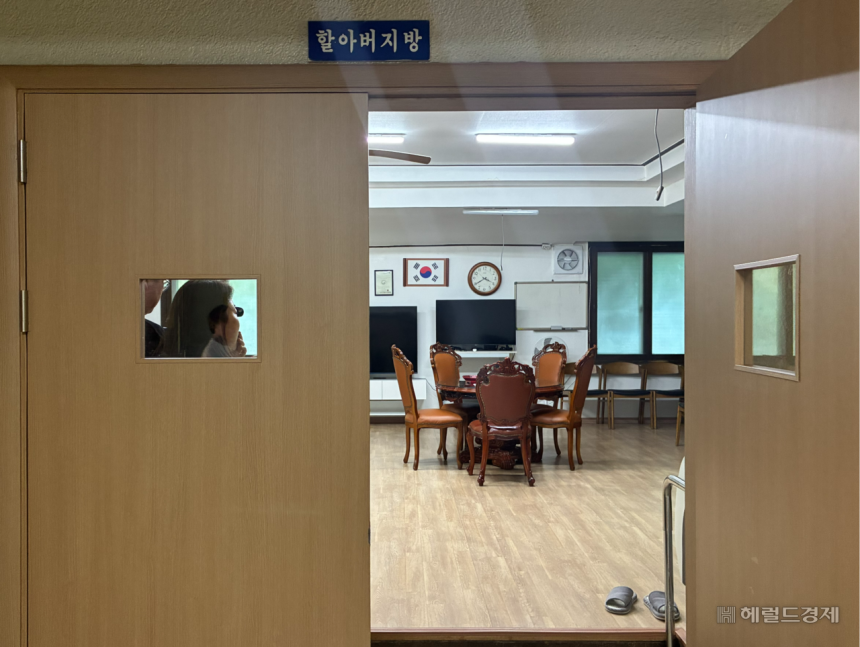 [정보/소식] 판사가 찾아간 경로당, 투표용지 상자 사라졌다…선관위 "우리도 몰라” | 인스티즈