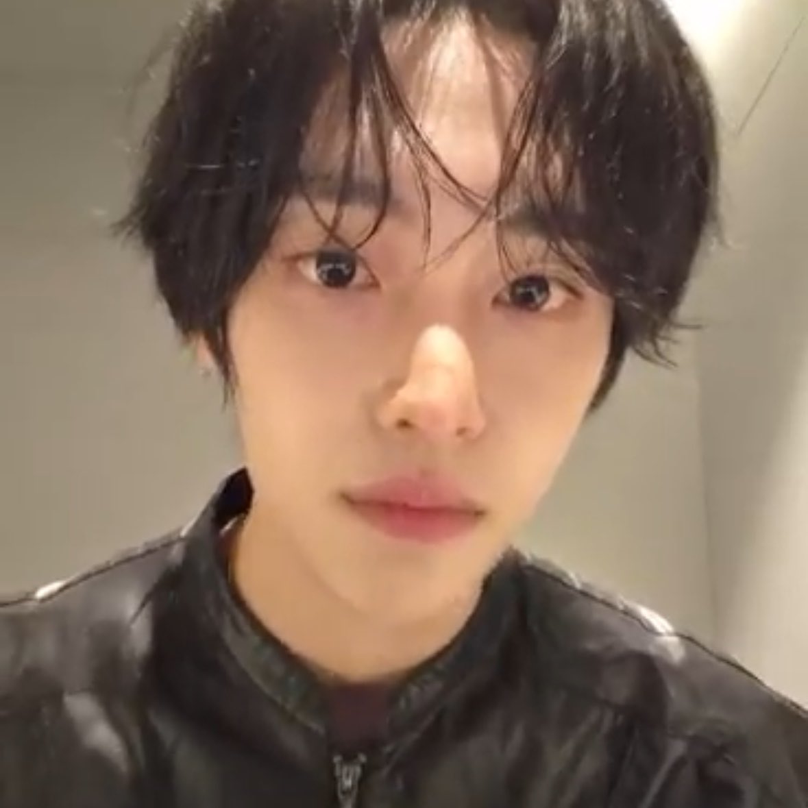 [잡담] 원빈아 잘생겼어요 | 인스티즈