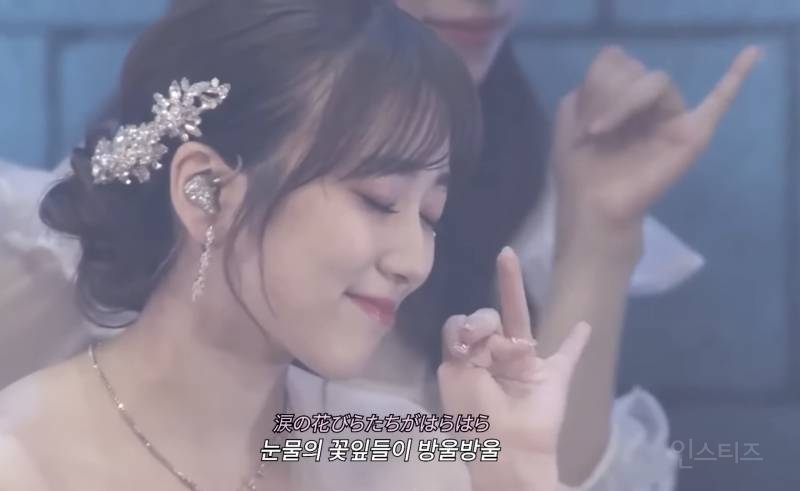 AKB48 멤버들 그룹 나갈때 표정보면 다들 미련 하나도 없어보임....JPG | 인스티즈