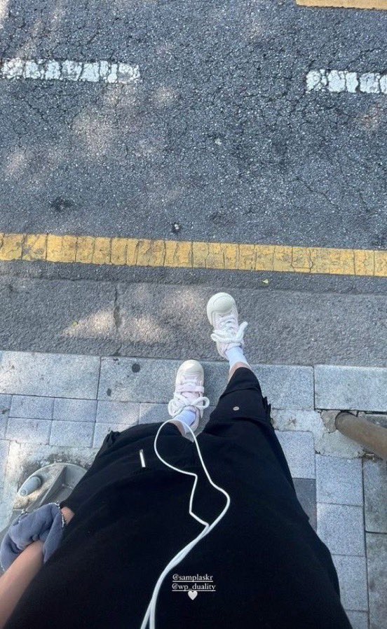 [잡담] 이런 소녀소녀한 신발이 이상원 손민수 신발이라니 | 인스티즈