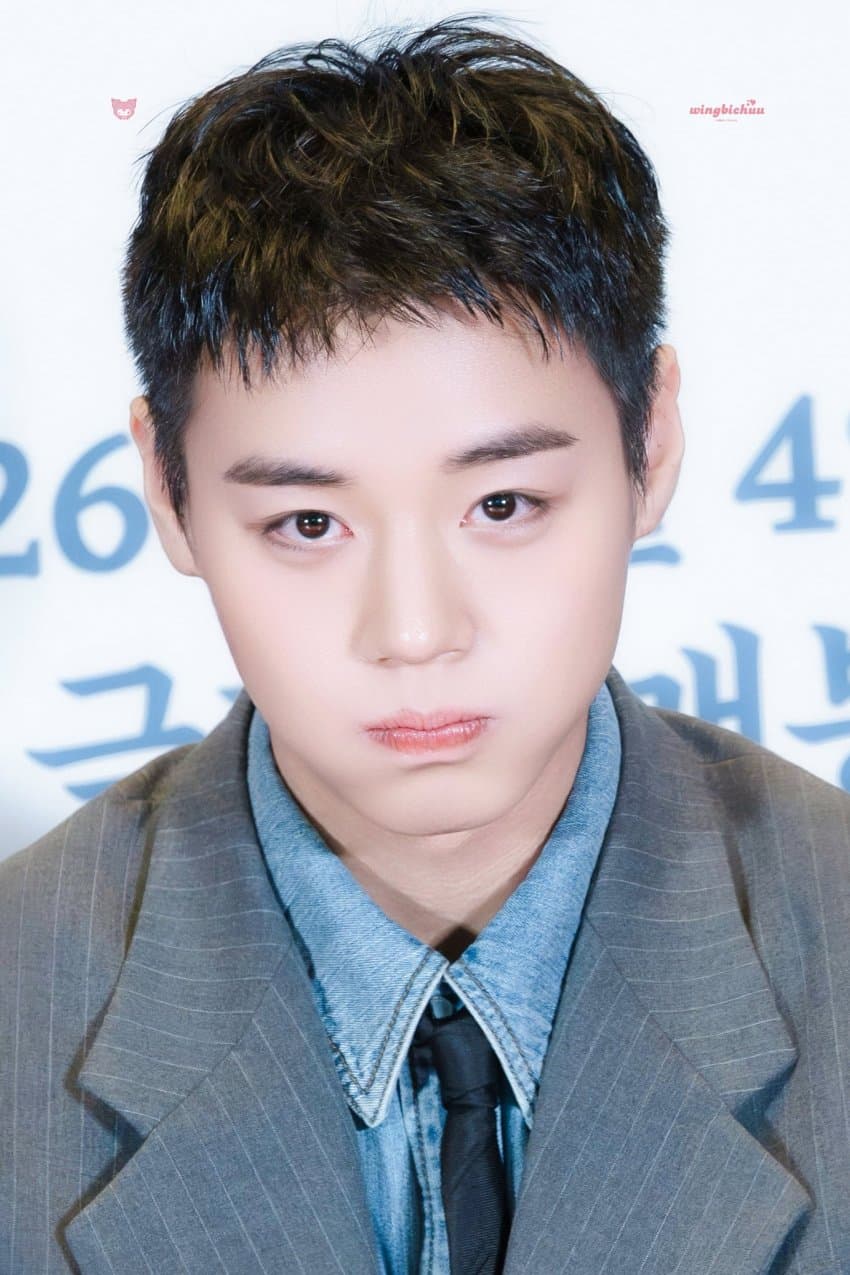 [잡담] 박지훈 짧머 본인은 왜 부끄러워하는지 모를 정도로 완내스 | 인스티즈