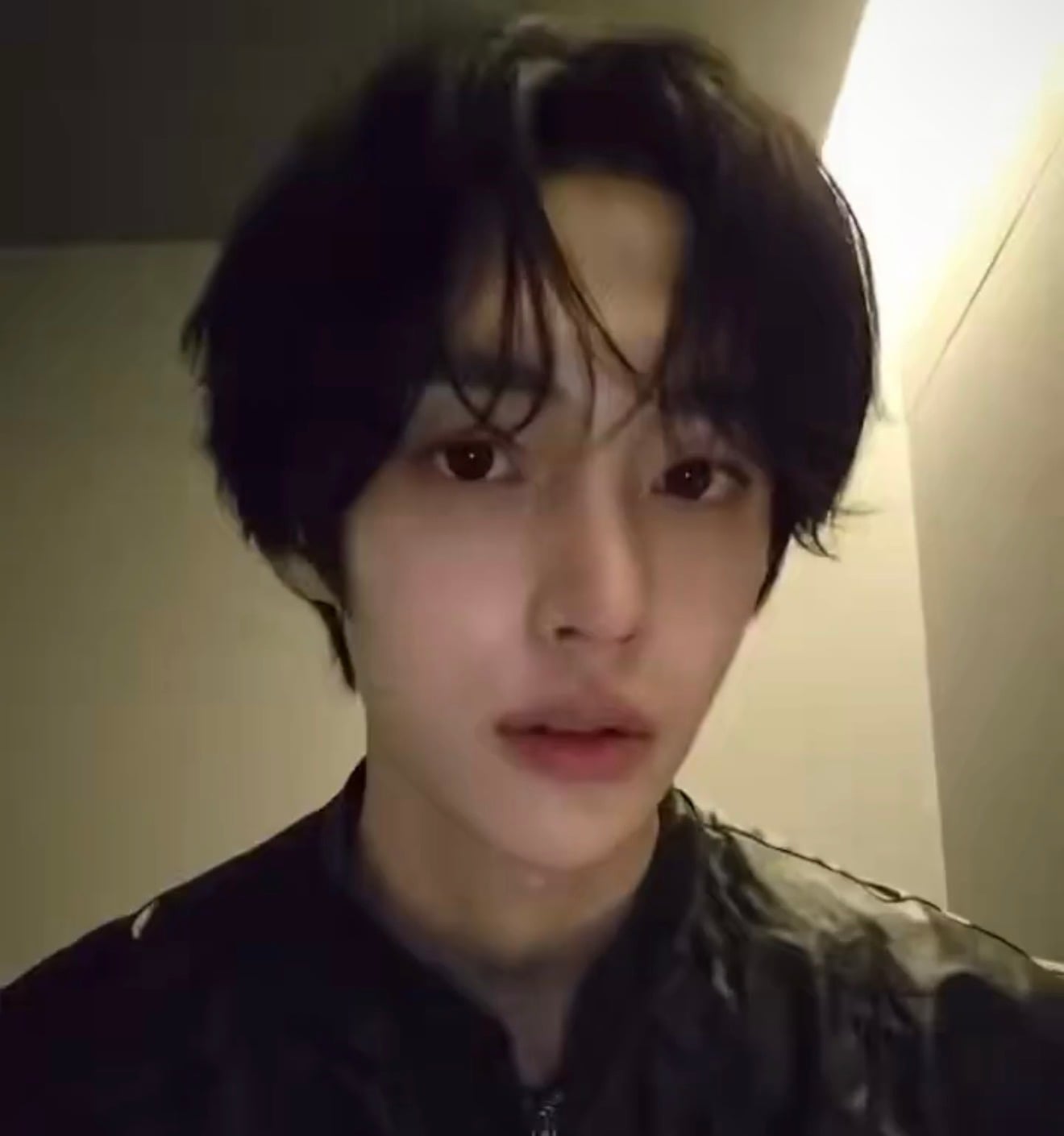 [잡담] 원빈 눈코입 진짜 크다 | 인스티즈