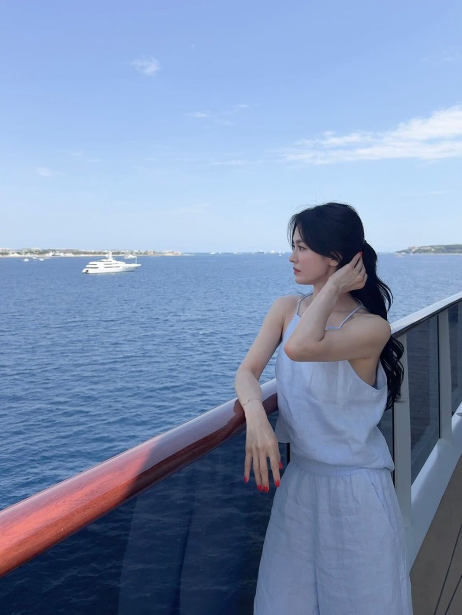 [잡담] 송혜교) 오늘자 송혜교 인스타 업뎃 | 인스티즈