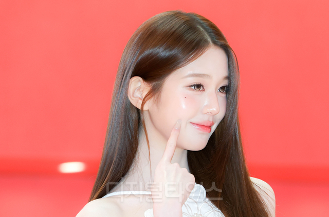 [잡담] 260611 메디큐브 행사 참석한 장원영 기사사진 | 인스티즈