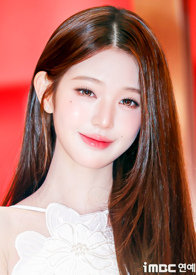 [잡담] 260611 메디큐브 행사 참석한 장원영 기사사진 | 인스티즈