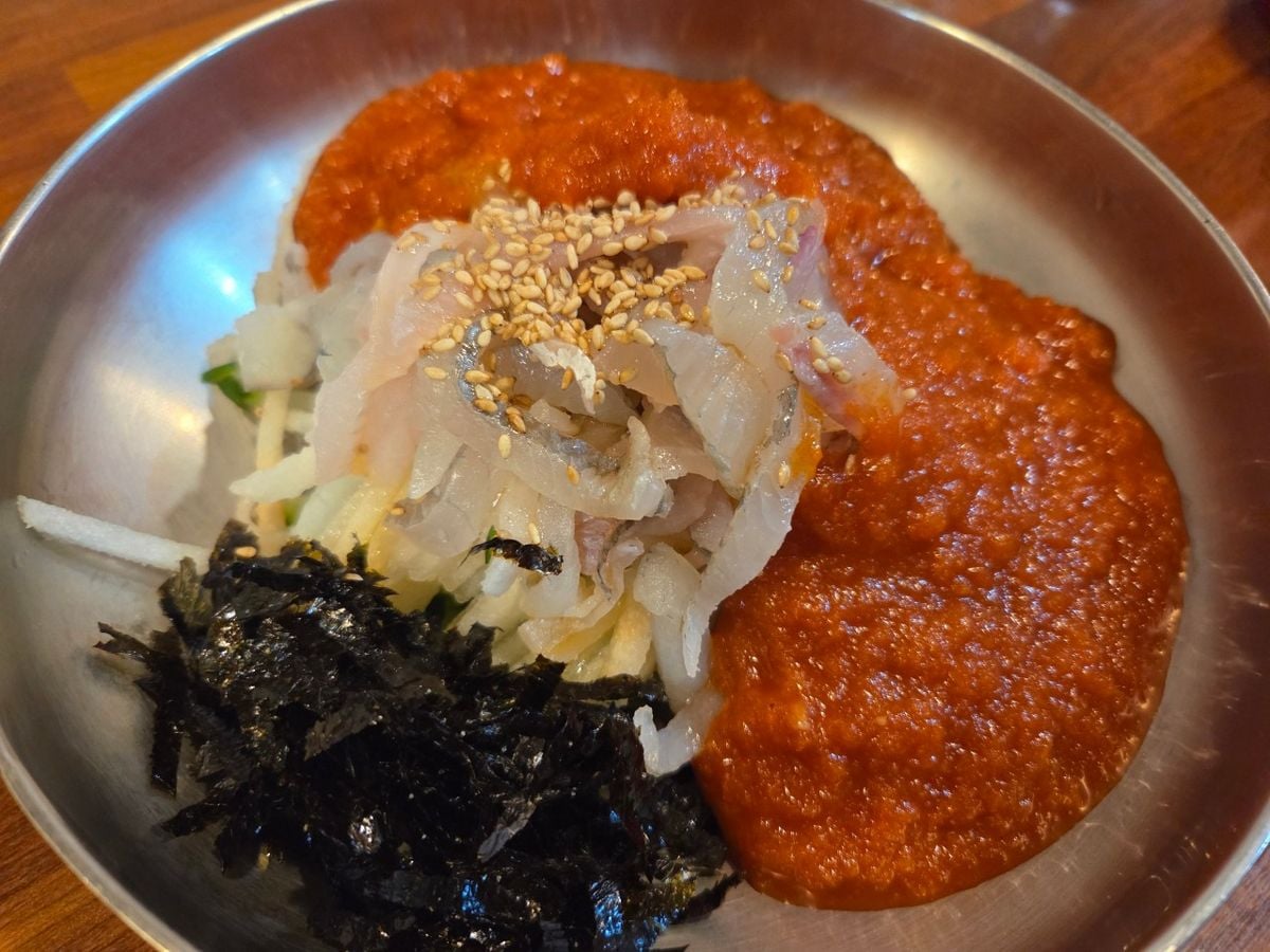 [정보/소식] (ELLE)정국도 방문한 BTS 부산 콘서트장 근처 사직 맛집 4 | 인스티즈