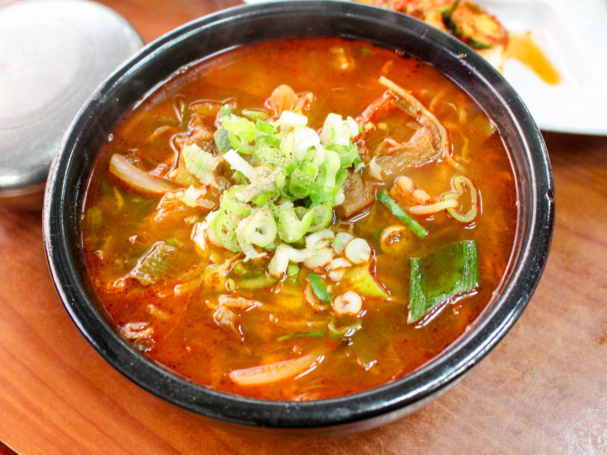 [정보/소식] (ELLE)정국도 방문한 BTS 부산 콘서트장 근처 사직 맛집 4 | 인스티즈
