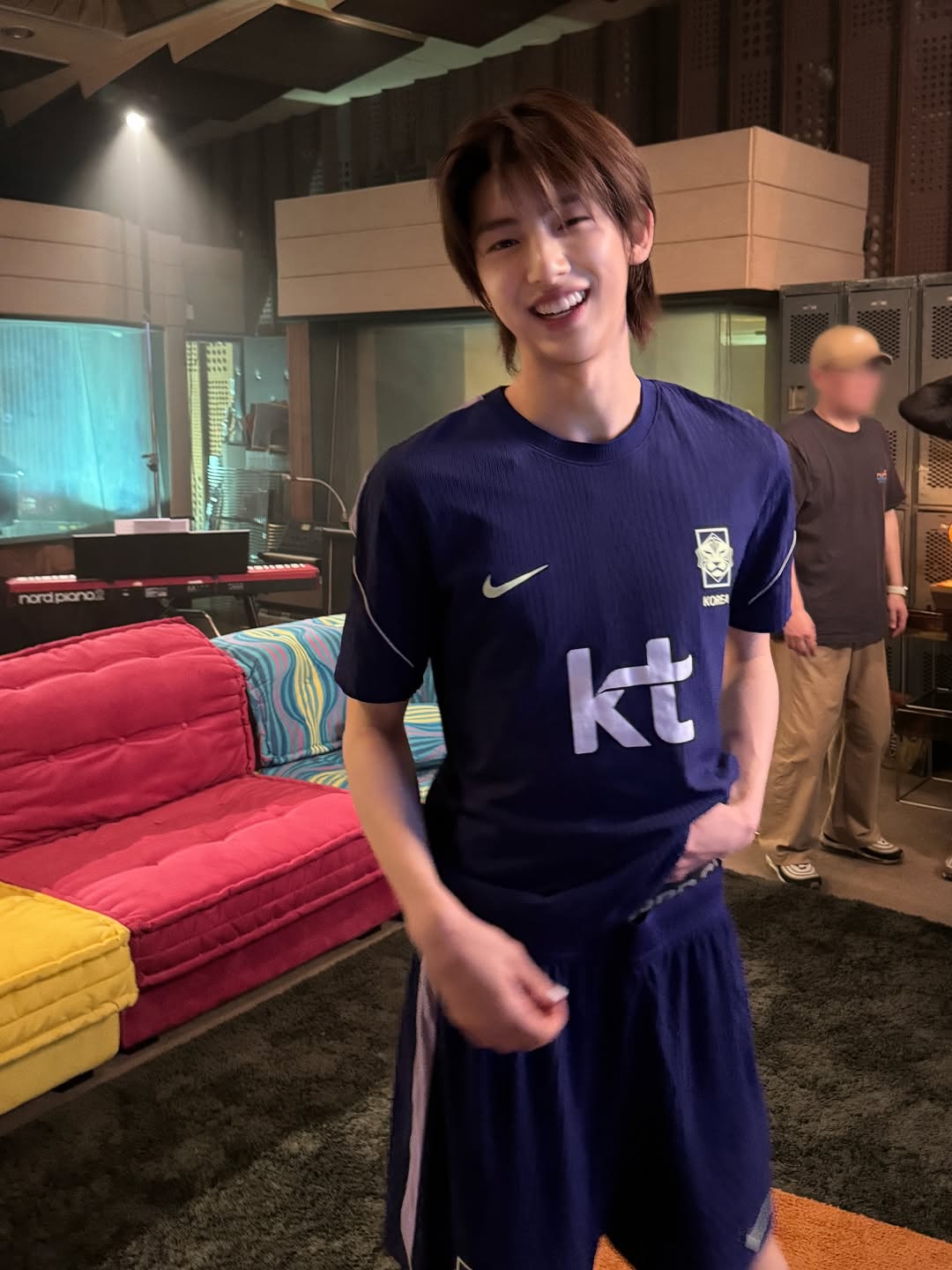 [잡담] 코르티스 축구복 셀카 업 | 인스티즈