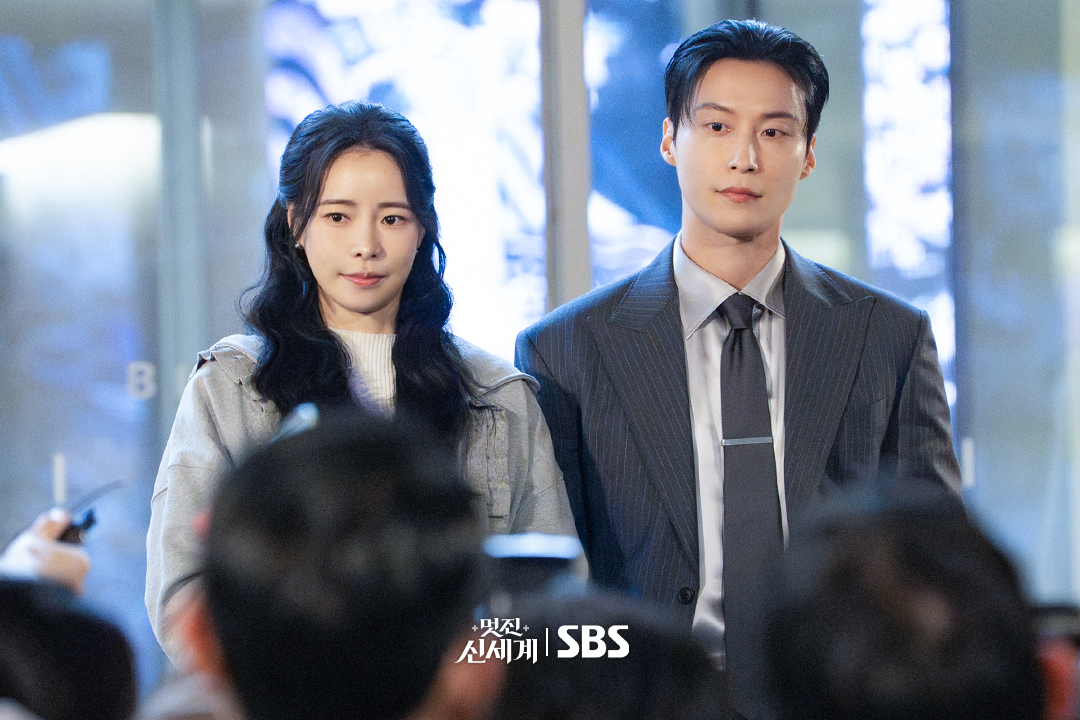 [정보/소식] 멋진신세계) @ : 엔딩에 얼굴이 딱 밝혀지는 장면에그 노래가 나오면? 아 너무 좋다;;; | 인스티즈