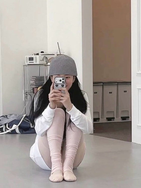 [잡담] 근데 수지 이거 최근인가? 뭔가 이런 말간 모습 조아 | 인스티즈