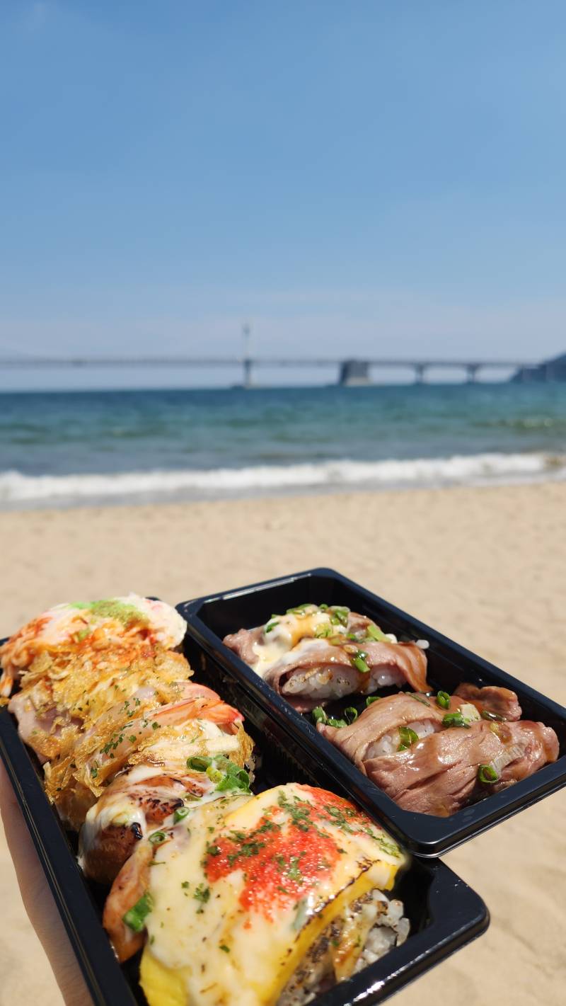 [잡담] 어제 광안리 포장 혼밥했는데 개쩔어 🍣 | 인스티즈