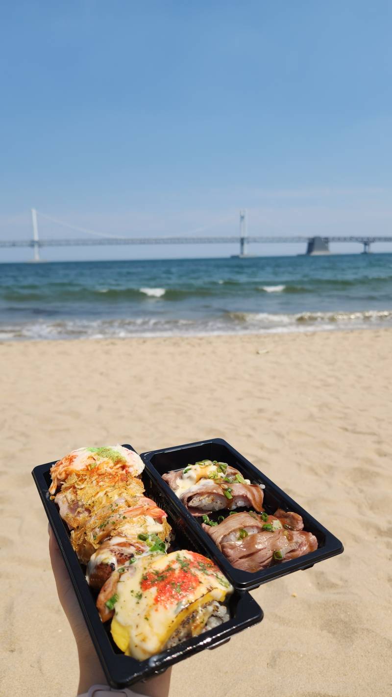 [잡담] 어제 광안리 포장 혼밥했는데 개쩔어 🍣 | 인스티즈