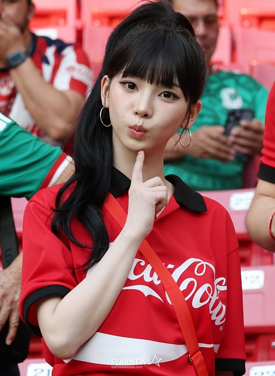 [잡담] 경기장 카리나 네이버 엔터 포토 사진 | 인스티즈