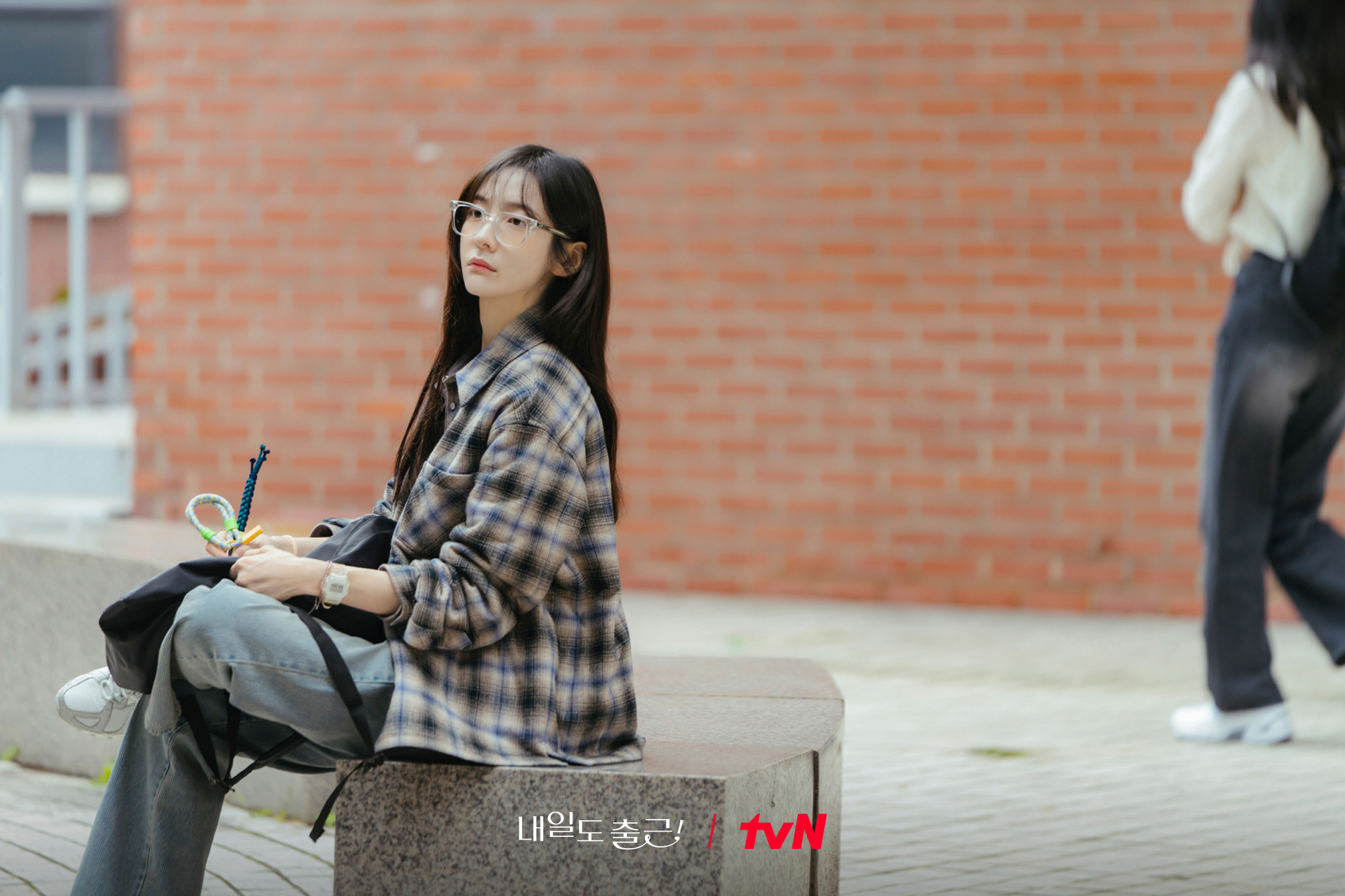 [잡담] 내일도출근) 박지현의 마음을 흔든 첫사랑 등장?💘가수를 꿈꾸는 캠퍼스 인기 밴드 보컬 최경훈🎤 | 인스티즈