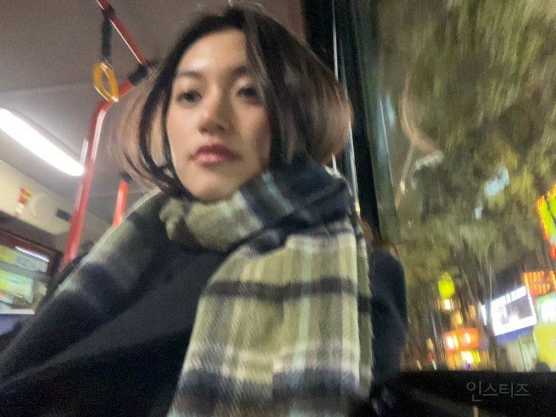 특유의 분위기가 미쳤다는 김도연 칸 영화제 브이로그...gif | 인스티즈
