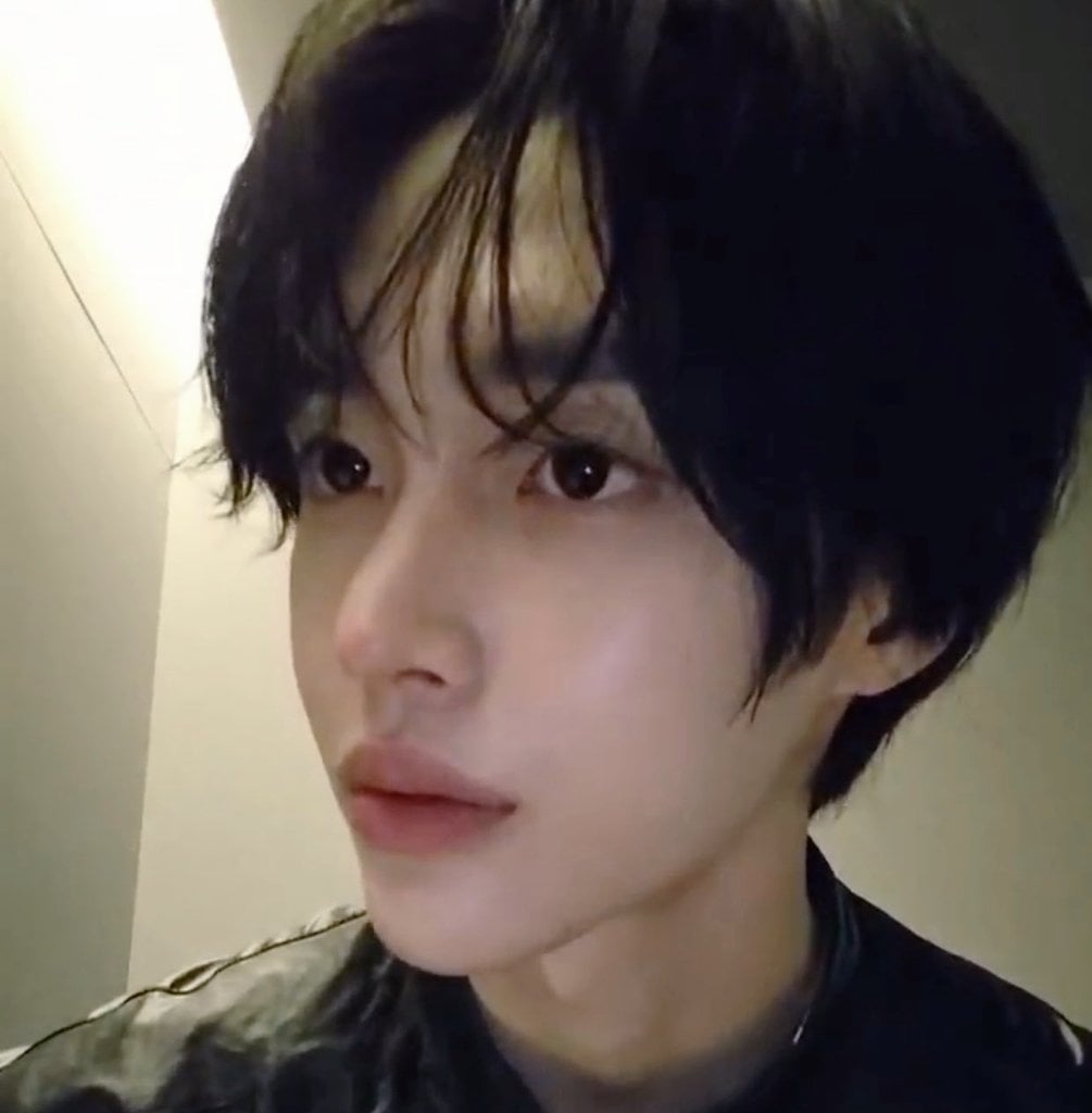 [잡담] 원빈님 요즘 얼굴폼 미쳤꾸마 | 인스티즈