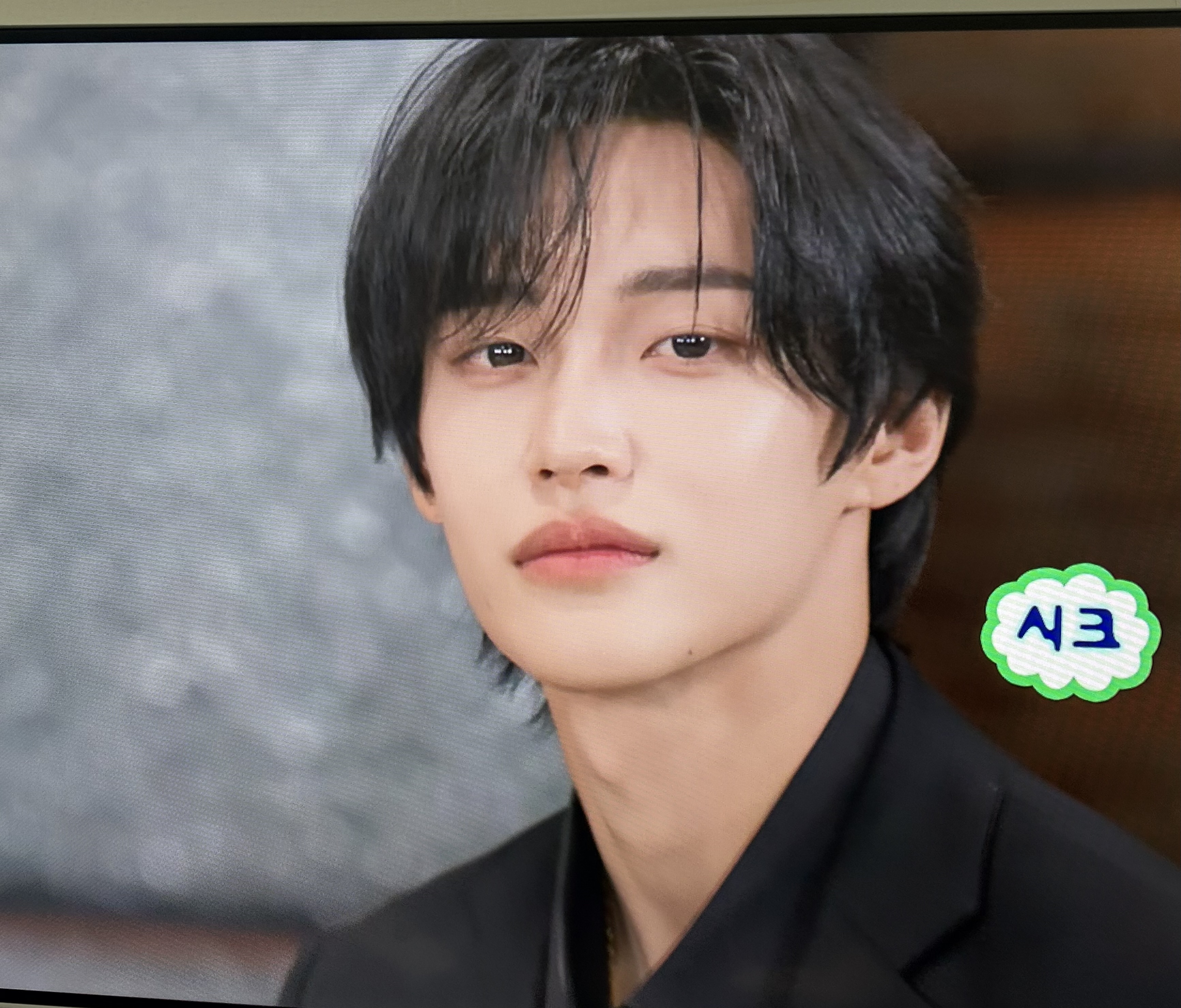 [잡담] 와 나 하와수 유튭 보는데 원빈 진짜 잘생겼다 | 인스티즈