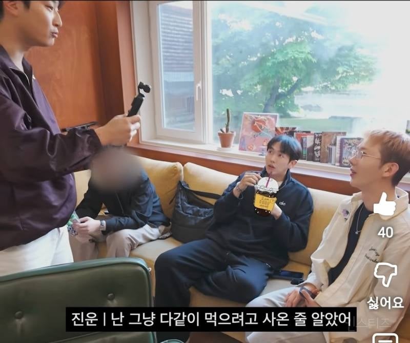 데뷔 19년차에도 먹는걸로 투닥거리는 남돌그룹.jpg | 인스티즈