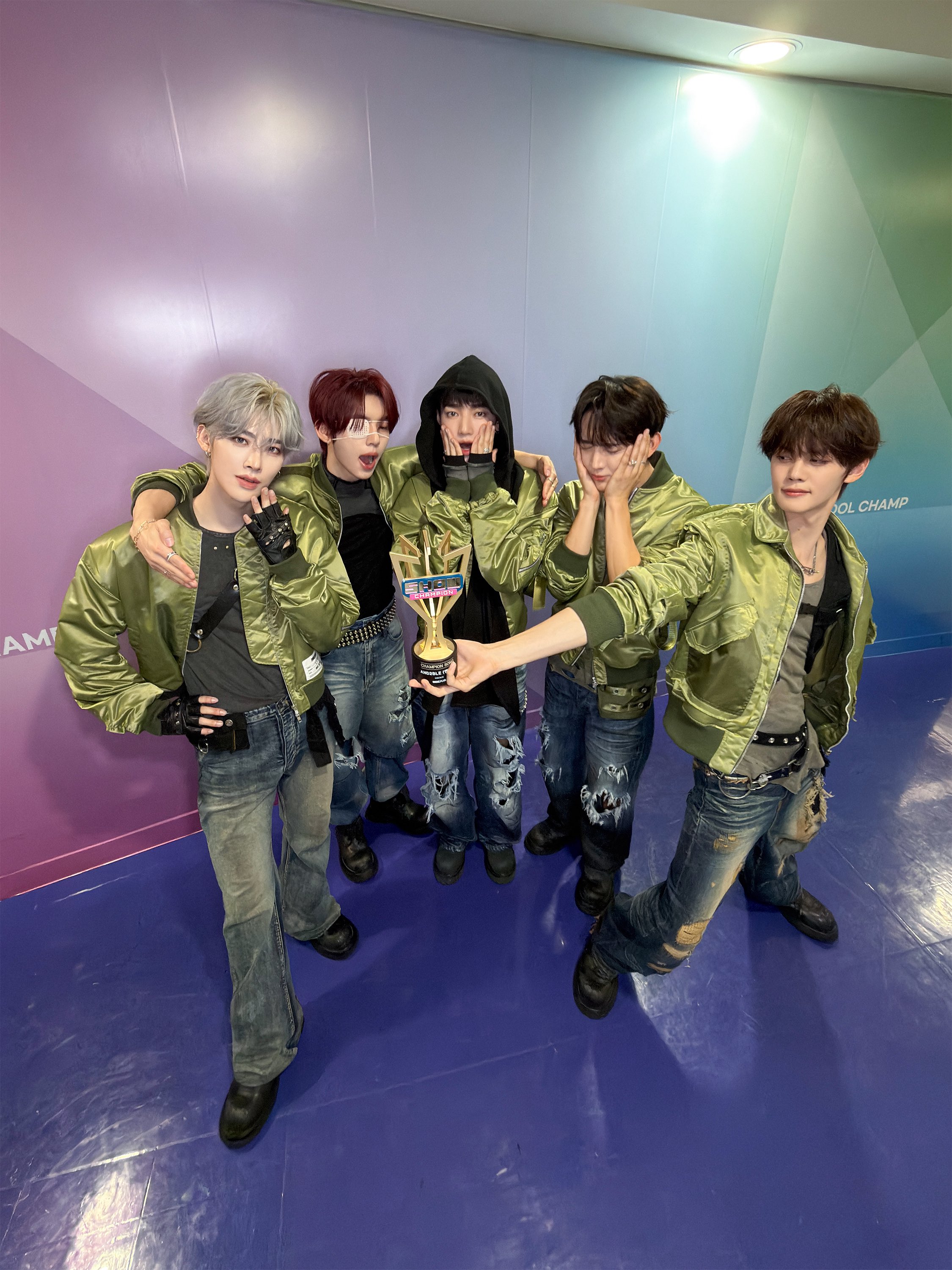 [잡담] 🍀앤더블 3주간의 데뷔 활동 최고였다!!!🍀 | 인스티즈