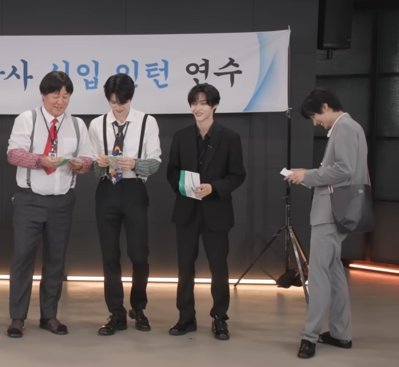 [잡담] 앤톤 이거 취저인가봐 | 인스티즈