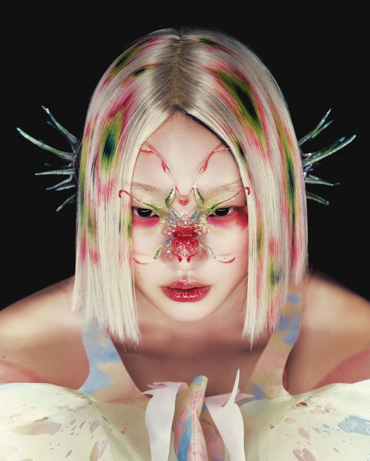 [마플] 남돌이나 여돌이 이런 초현실주의컨셉 들고오면 돌판팬들은 다 싫어할까? | 인스티즈