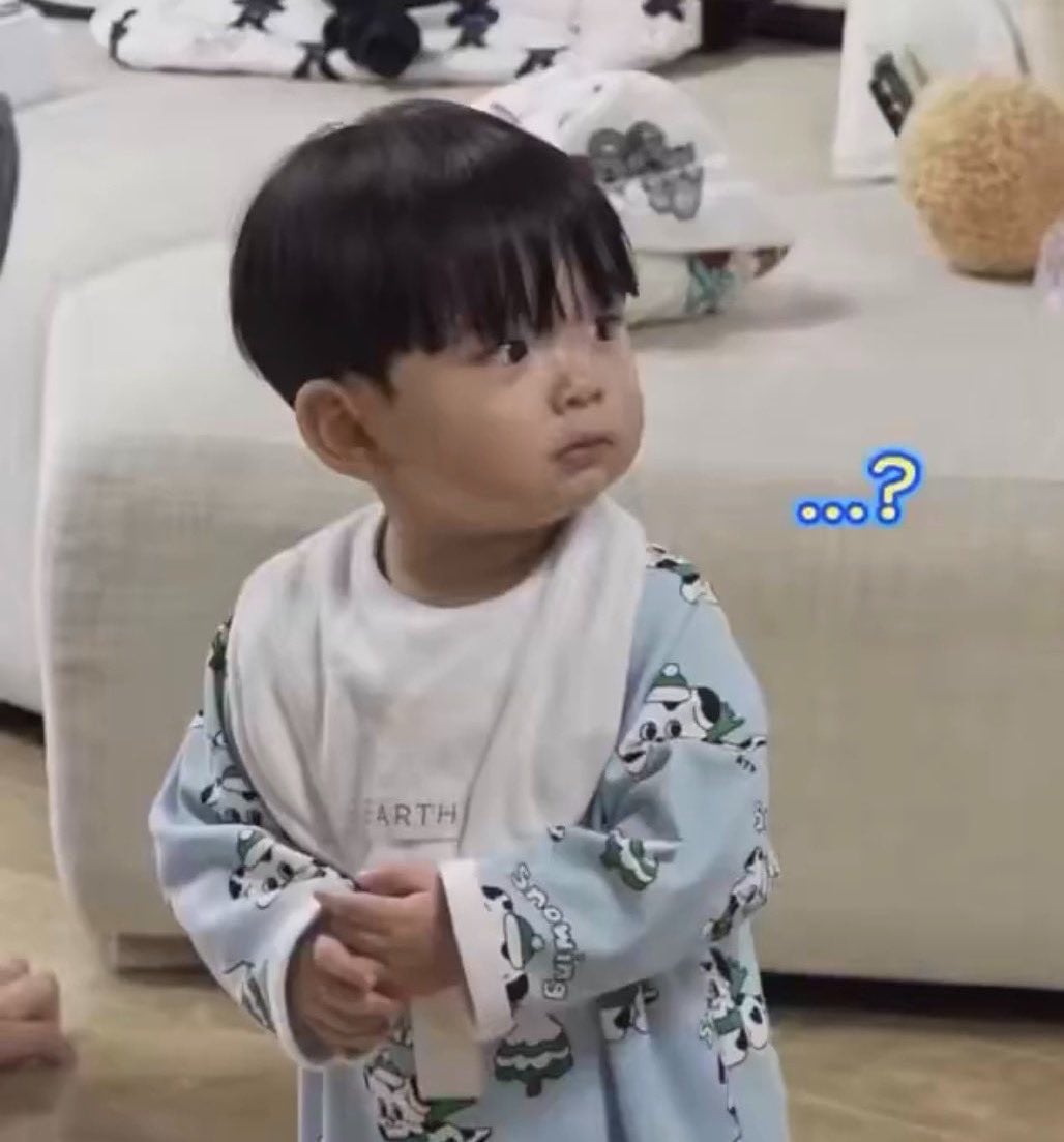 [잡담] 유준이 손 모으고 있는 거 봐 의젓해 진짜 아주 | 인스티즈